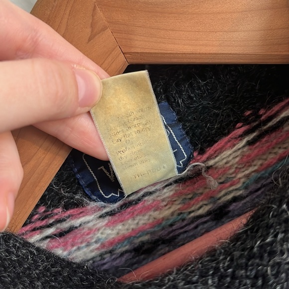 Vintage Woolrich Charcoal and Pink Pure Wool Sweater and Mohair Sweater Size L - Picture 5 of 9